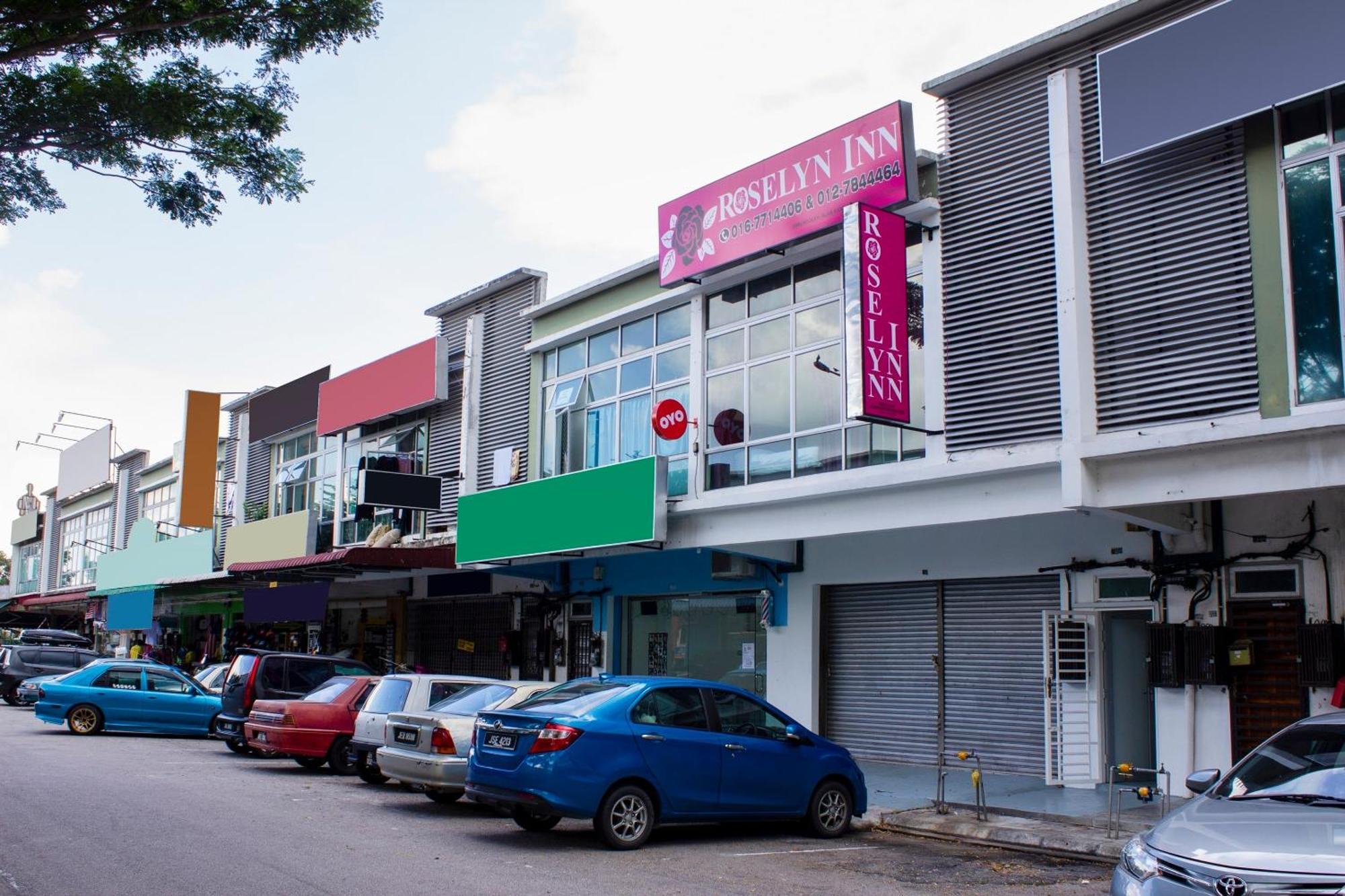 Oyo 90090 Roselyn Inn 2 Pasir Gudang Dış mekan fotoğraf